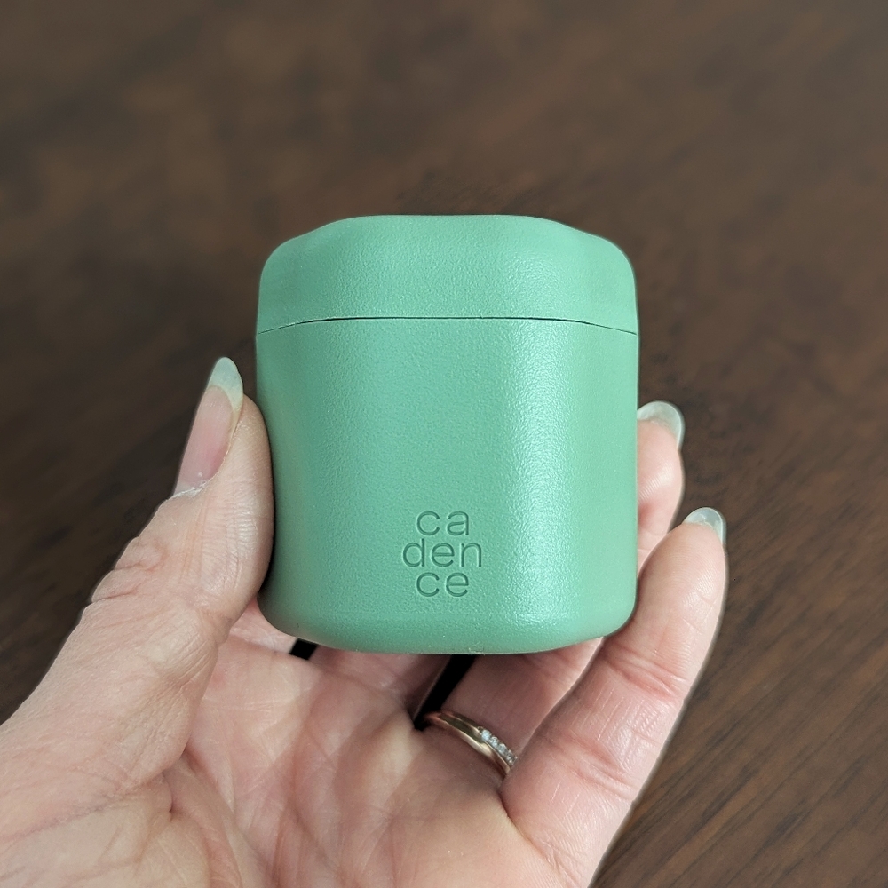Cadence | Travel Body Care Set - Picture 4 of 8